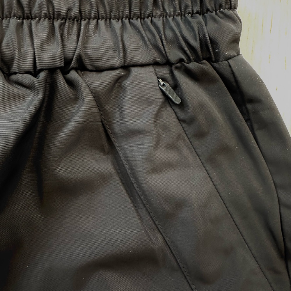ALO Yoga Women's Black Wide Leg Pants - Picture 5 of 7